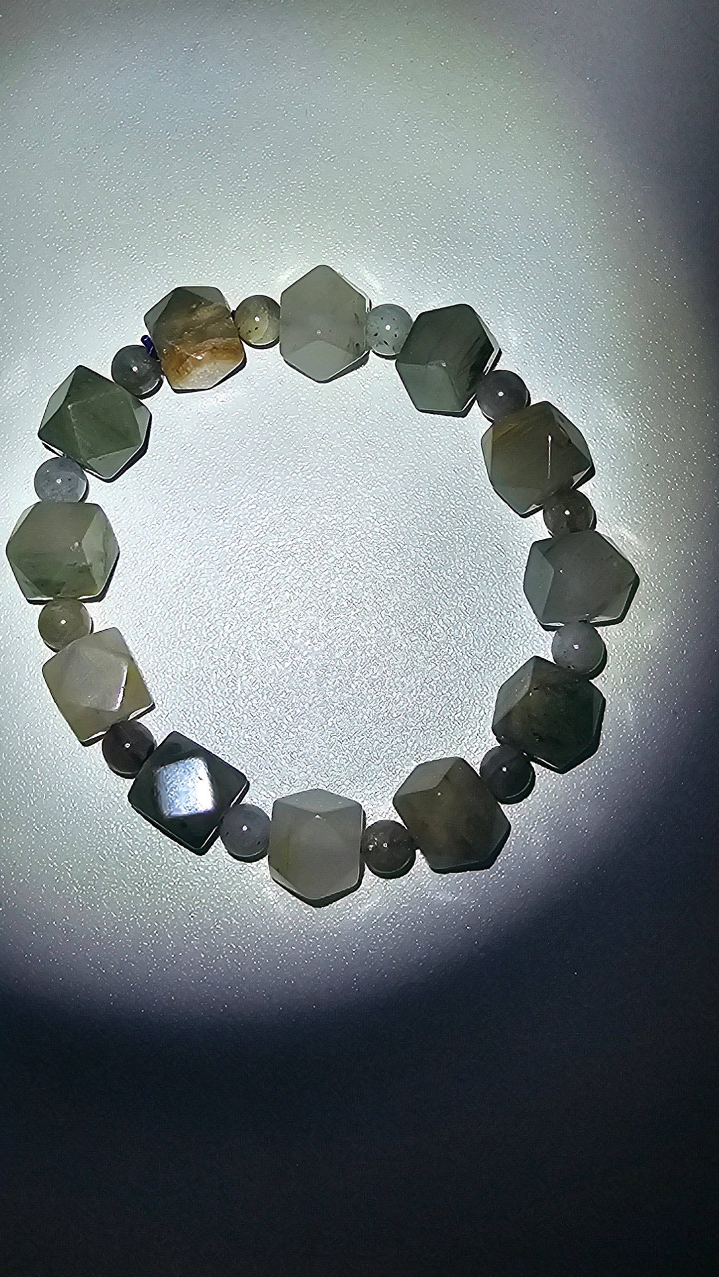 Bicone Moss Agate bracelet