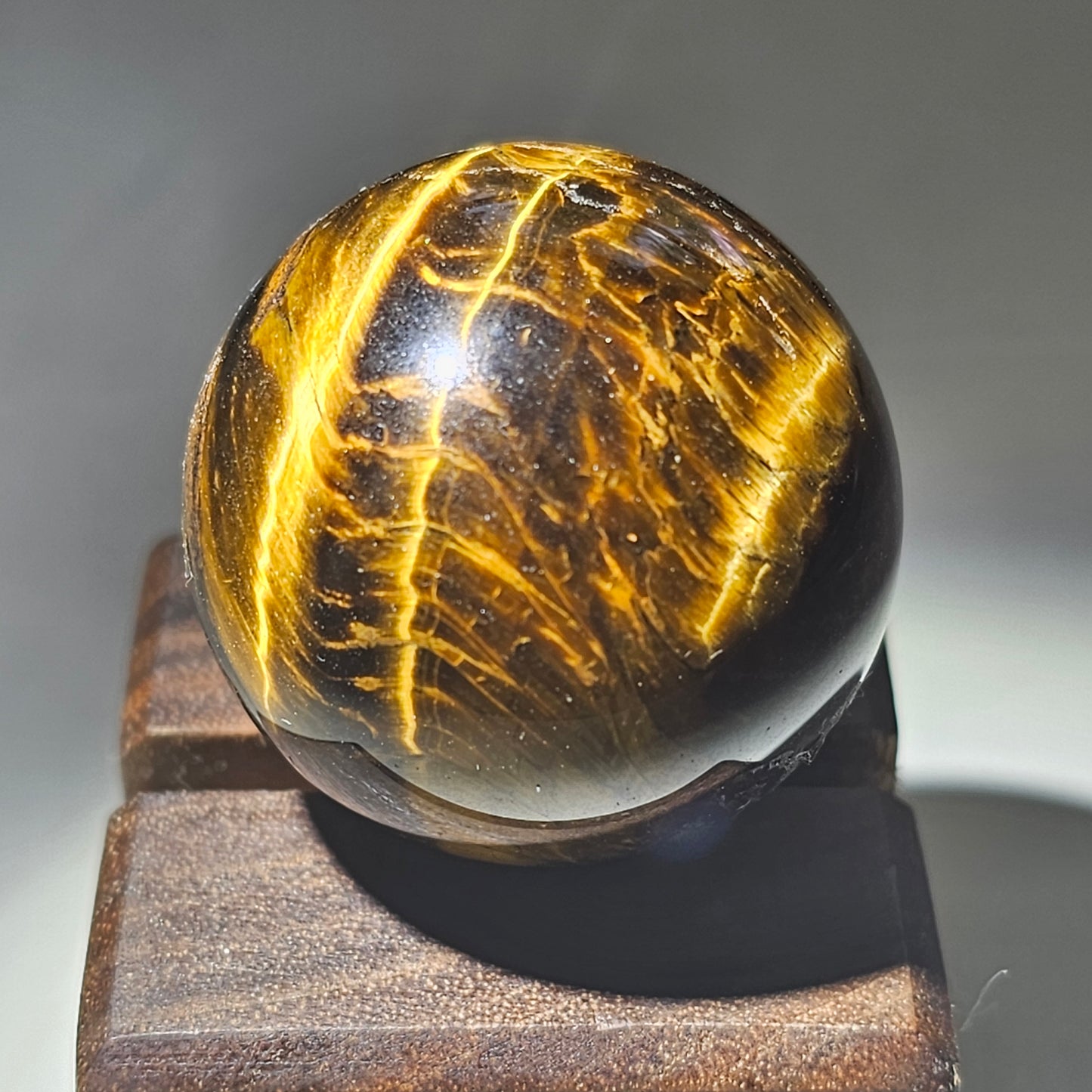 Tiger's eye sphere