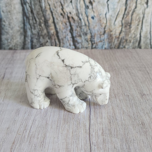 Howlite polar bear carving